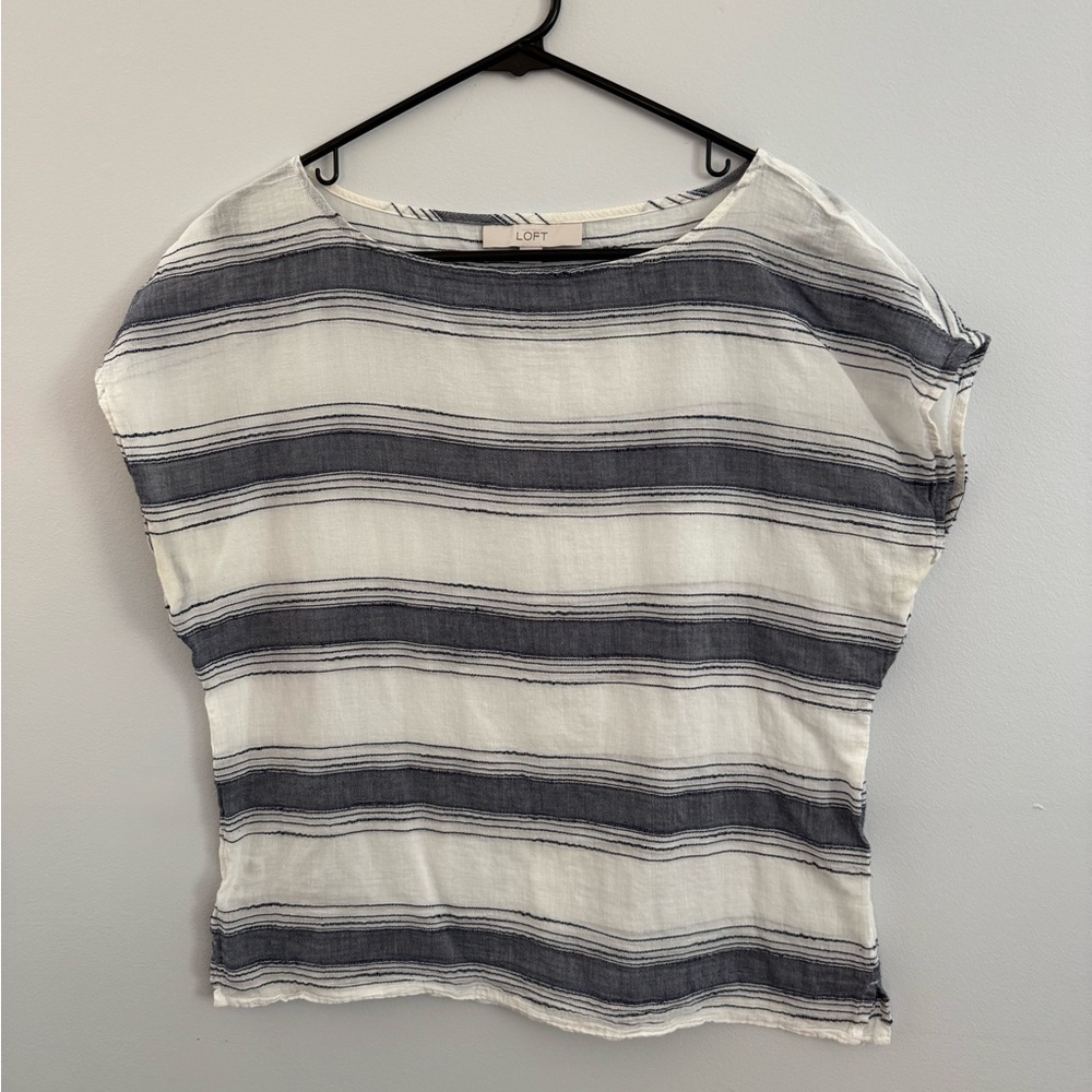 LOFT Women's Striped White and Blue Top